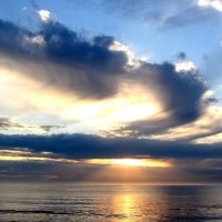 Красивый закат :: Валерий 