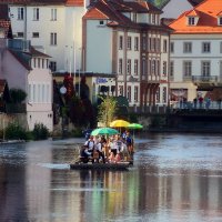 На маленьком плоту :: Юрий. Шмаков