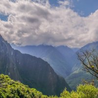 Горы над Урубамбой... :: Владимир Жданов