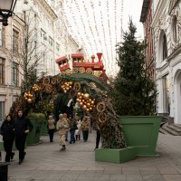 Прогулка по новогодней Москве. :: Лилия .