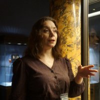 экскурсовод по выставке :: zavitok *