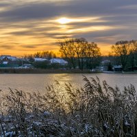 Рассвет на озере :: Сергей Цветков