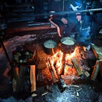 Новогодние пельмени. :: ВикТор Быстров