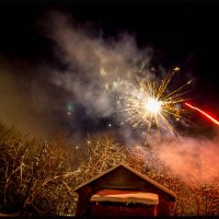 Немного салюта не помешает. :: Борис Яковлев