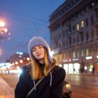 у ДК им. Ленина :: Владимир Тарасов