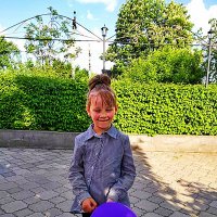 ЗАСТЕСНЯЛАСЬ :: Анатолий Малобродский