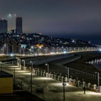 "Окутал город сумрак ночи..." :: Сергей Шатохин 