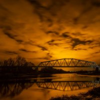 под светом теплицы :: Виталий Емельянов