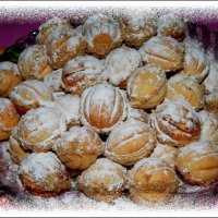 Орешки :: Валентина Надсон