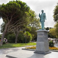 Ялтинские зарисовки :: Леонид 