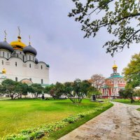 В Новодевичьем монастыре :: Irene Irene