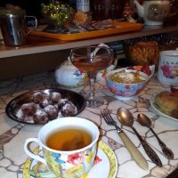 Стол :: Екатерина Панова