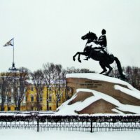 Сенатская площадь во время снегопада :: Aida10 