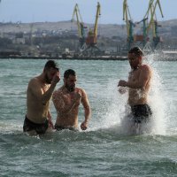 Крещенские купания :: Геннадий Валеев