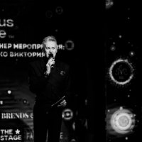 - :: Джованни Луче