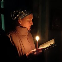 Чтица. :: Михаил Попов Чтица. :: Михаил Попов