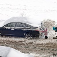 Мамина помощница :: Валерий Иванович