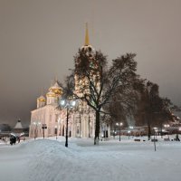 На территории Тульского Кремля. :: Михаил Столяров На территории Тульского Кремля. :: Михаил Столяров