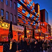 "Сейчас нас будут газвлекать искусством..." :: Андрей K.