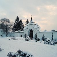 Мужской монастырь Животворящего Креста Господня в с.Погост-Крест :: Лидия Бусурина