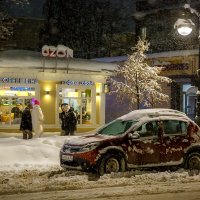 Снегопад в вечернем городе :: Алексей Трифонов Снегопад в вечернем городе :: Алексей Трифонов