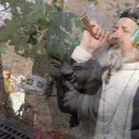 Как у нас в садочке... :: Yury Mironov Как у нас в садочке... :: Yury Mironov