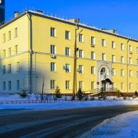 Чебоксары. Здание Медицинско-санитарной части МВД. :: Пётр Чернега