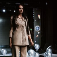 - :: Джованни Луче