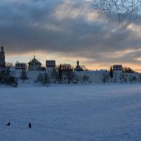 Москва. Закат у Новодевичьего... :: Наташа *****