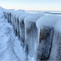 Волнорезы. :: Валерия Комова
