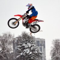 Взлетел, как птица... :: Наталья ***