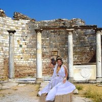 Женщина с кувшином :: Valziwa 