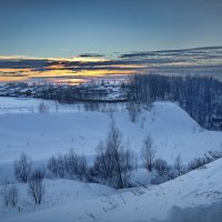 "Вечер после очередного снегопада"© :: Владимир Макаров
