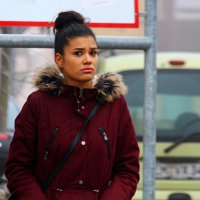 На остановке :: Юрий. Шмаков