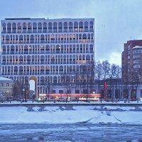 Новая архитектура на Саввиновской набережной. Жилой дом. :: ИРЭН@ .