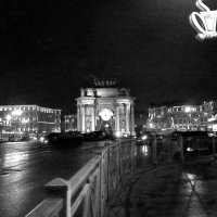 Поздний вечер. Нарвские ворота :: Наталья 