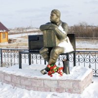 Памятник Г.Д. Заволокину :: Галина Нестратова