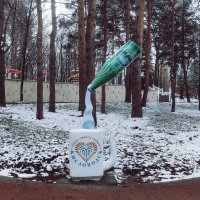 Попьем нарзанчика? :: Мариша 