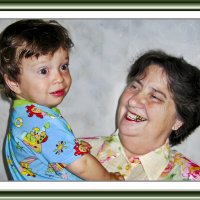 Внучек и бабушка :: Владимир Кроливец Внучек и бабушка :: Владимир Кроливец