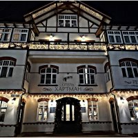 По вечернему Светлогорску. Отель ХАРТМАН. :: Валерия Комова