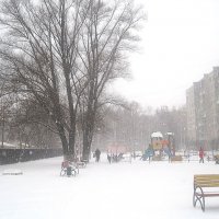 А снег идет... :: Елена Семигина А снег идет... :: Елена Семигина