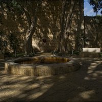 В Музее узников подполья в 1. Музей «Внутренний двор» Что посмотреть: Аутентичные крепости стен и ме :: ujgcvbif 