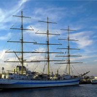 Наш "МИР" :: В.И 