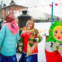 Горячий чай из большого самовара. :: Михаил Курзанцев