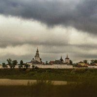 Пасмурный день в Свияжске :: AZ east3