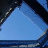 "Весна — небо синее, как синяки под глазами..." :: zavitok *