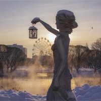 Скульптура "Бегущая по волнам" :: Анастасия Северюхина