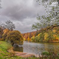 Октябрь в Царицыно... :: Владимир Жданов