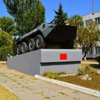 Керчь. Памятник воинам-интернационалистам, воспитанникам автошколы ДОСААФ. :: Пётр Чернега