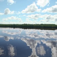 В Волгу смотрятся облака :: Любовь Сахарова В Волгу смотрятся облака :: Любовь Сахарова